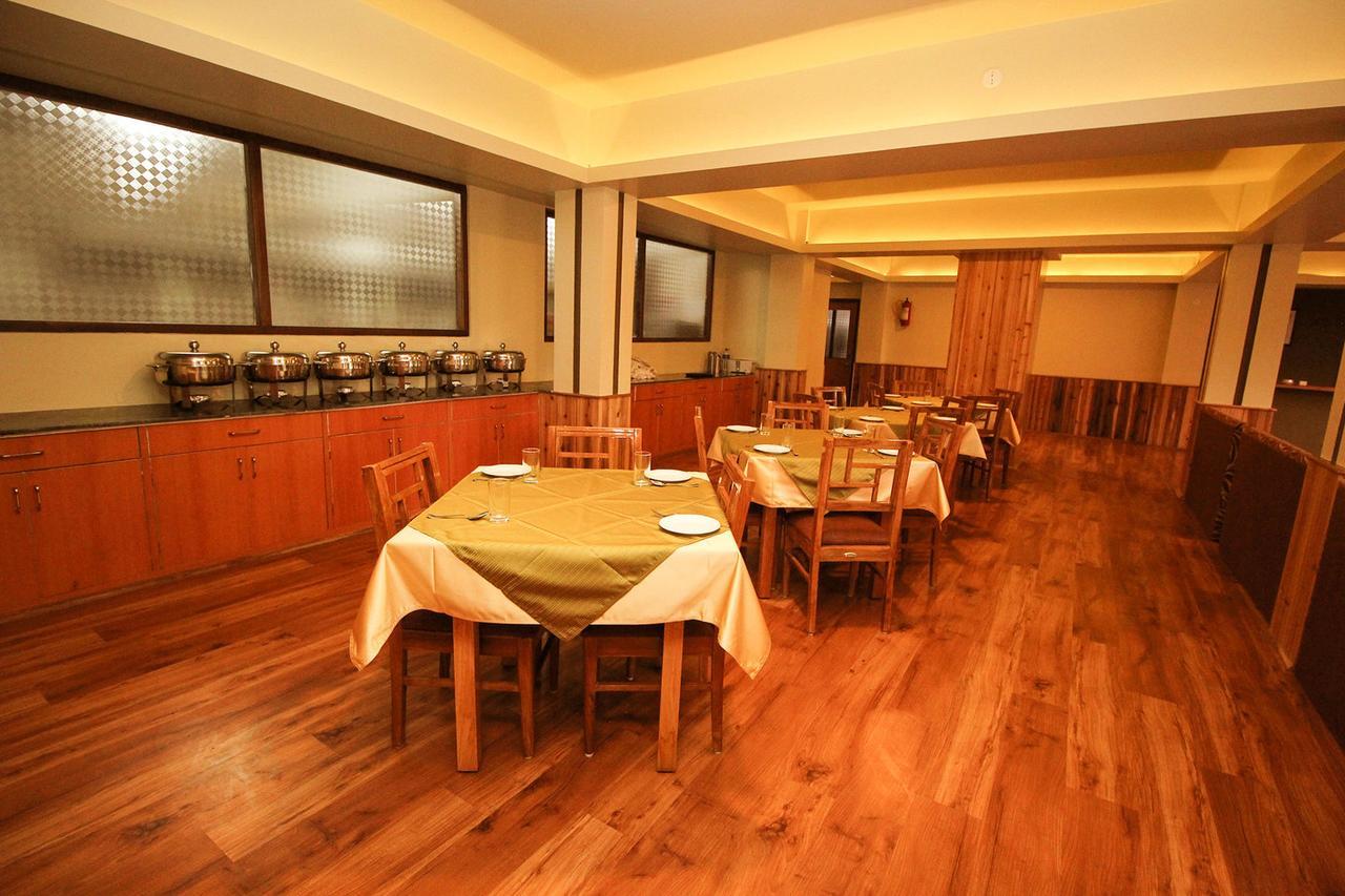 Hotel Tarayana Grand 甘托克 外观 照片