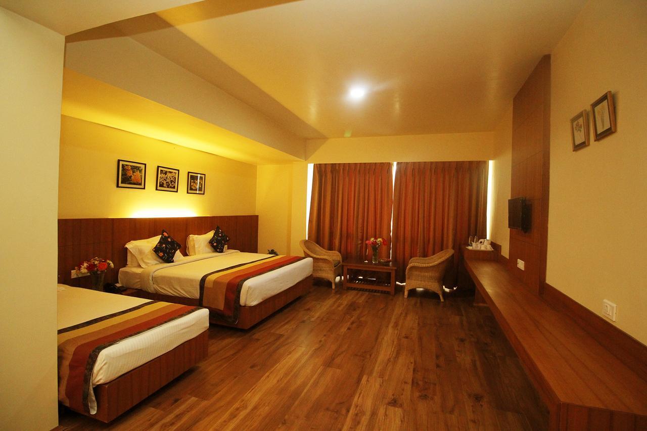 Hotel Tarayana Grand 甘托克 外观 照片