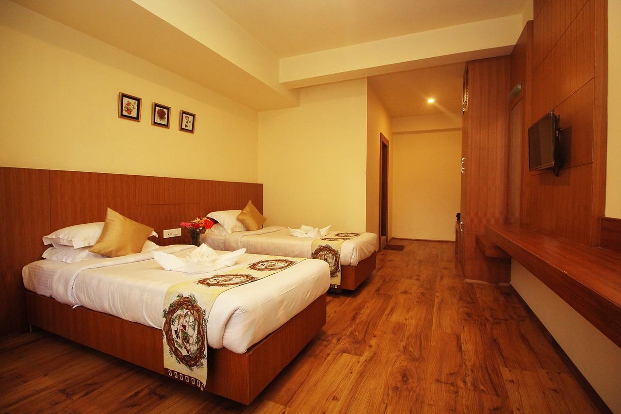 Hotel Tarayana Grand 甘托克 外观 照片