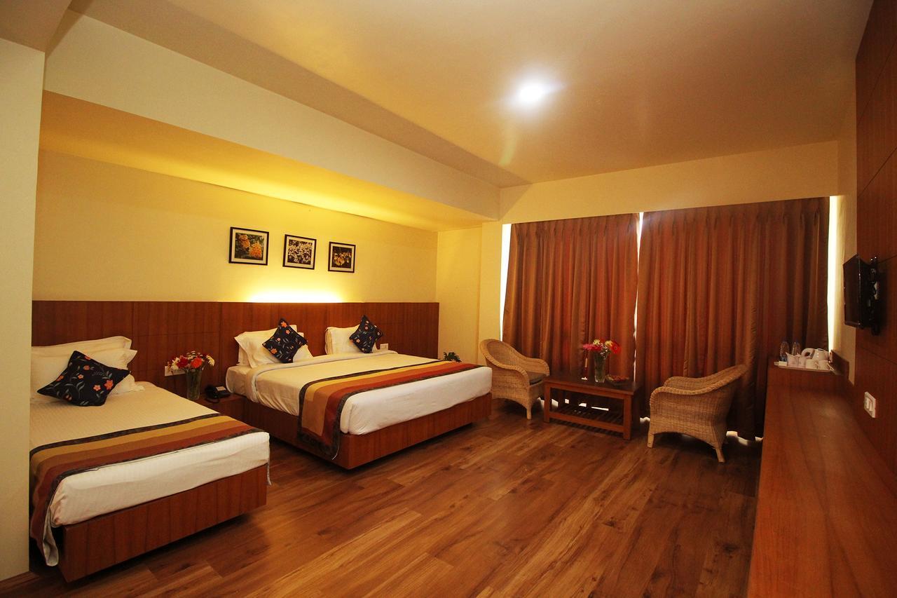 Hotel Tarayana Grand 甘托克 外观 照片
