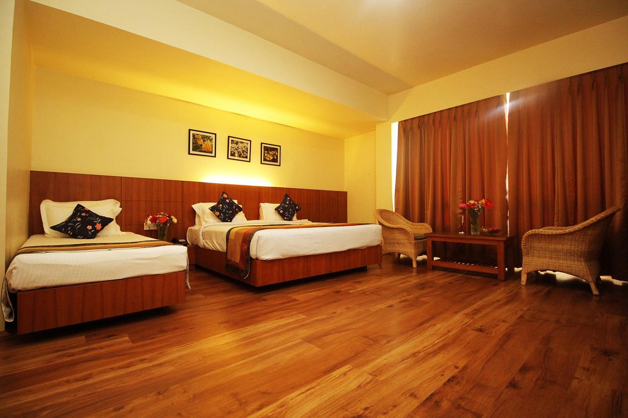 Hotel Tarayana Grand 甘托克 外观 照片