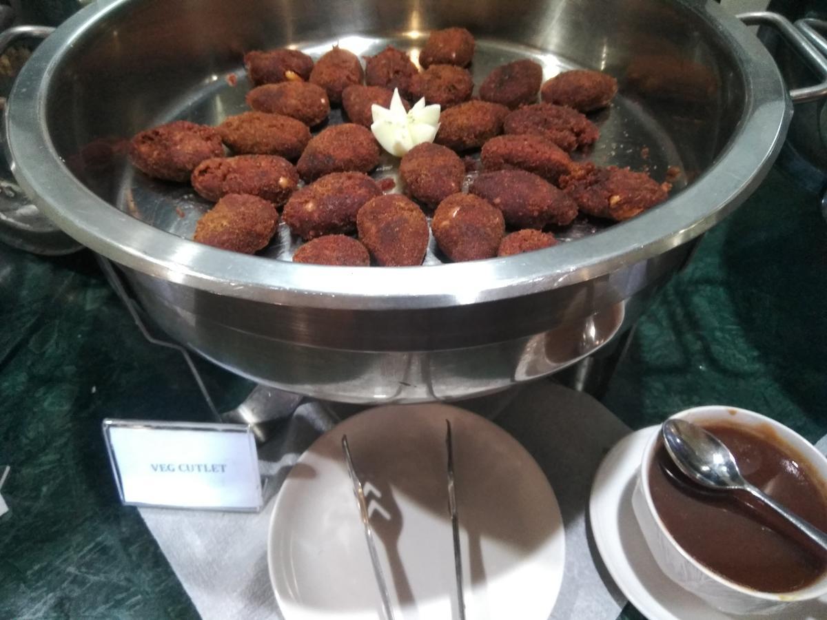 Hotel Tarayana Grand 甘托克 外观 照片